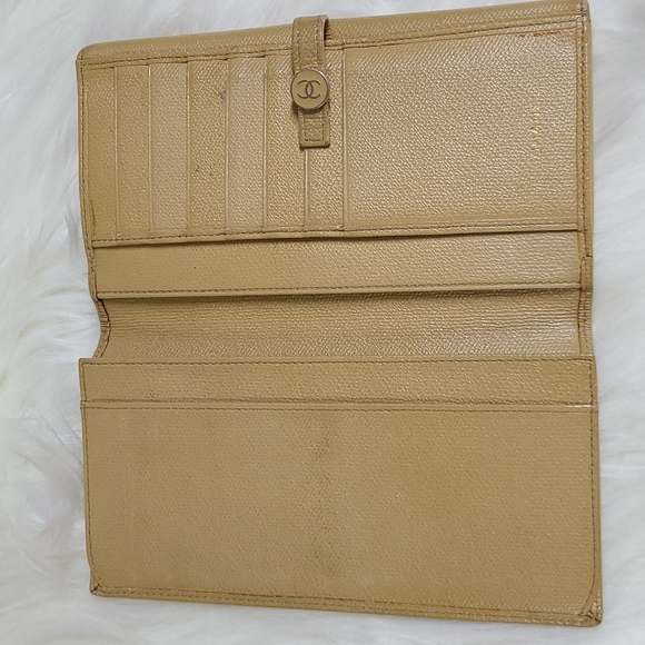 💯 Authentic Chanel Wallet- Bifold ✨️ - Picture 7 of 14